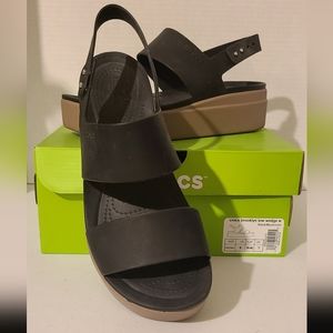 Women’s Crocs Brooklyn Low Wedge